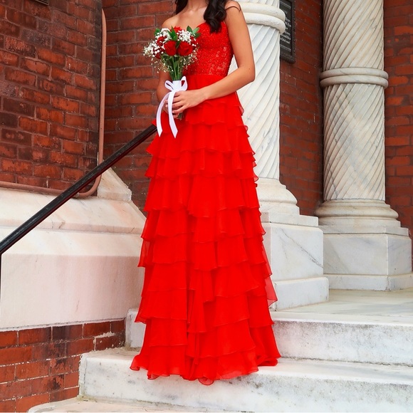 Sherri Hill Red Ruffled Prom Dress